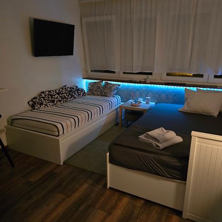 קוטינה Studio Apartman Tamai מראה חיצוני תמונה